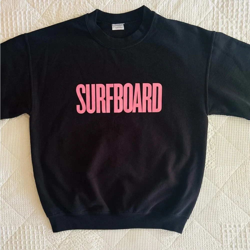 Gildan Black Sweatshirt with Pink Surfboard Print - Picture 2 of 3